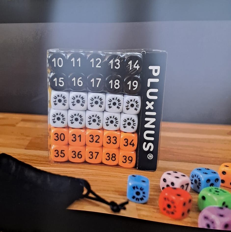 wESEL spielt auf der SPIELDOCH 2025 - PLUxINUS