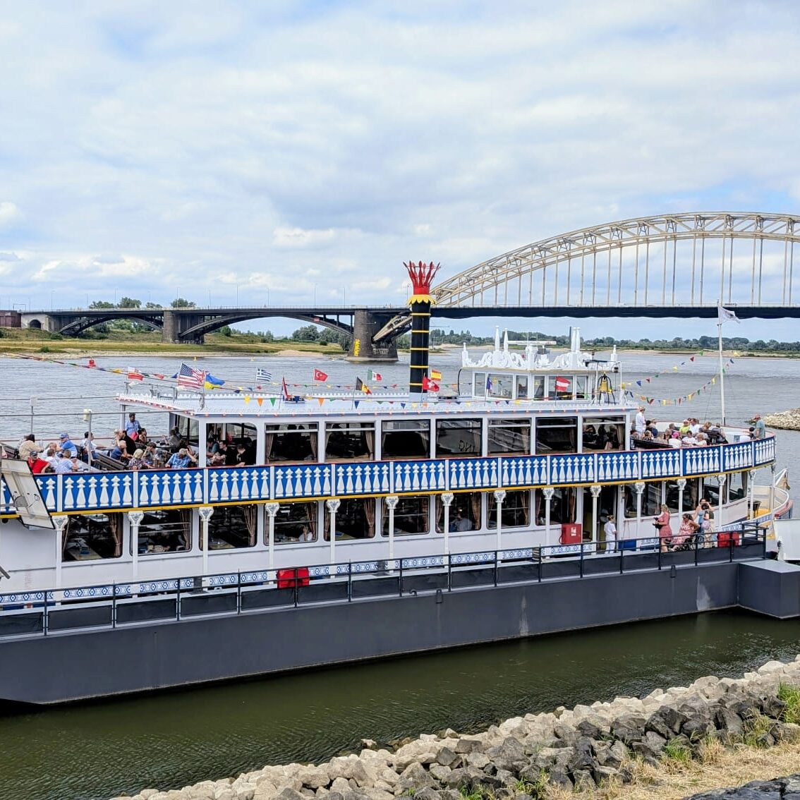 weselspielt sommerfest njimwegen wesel riverlady