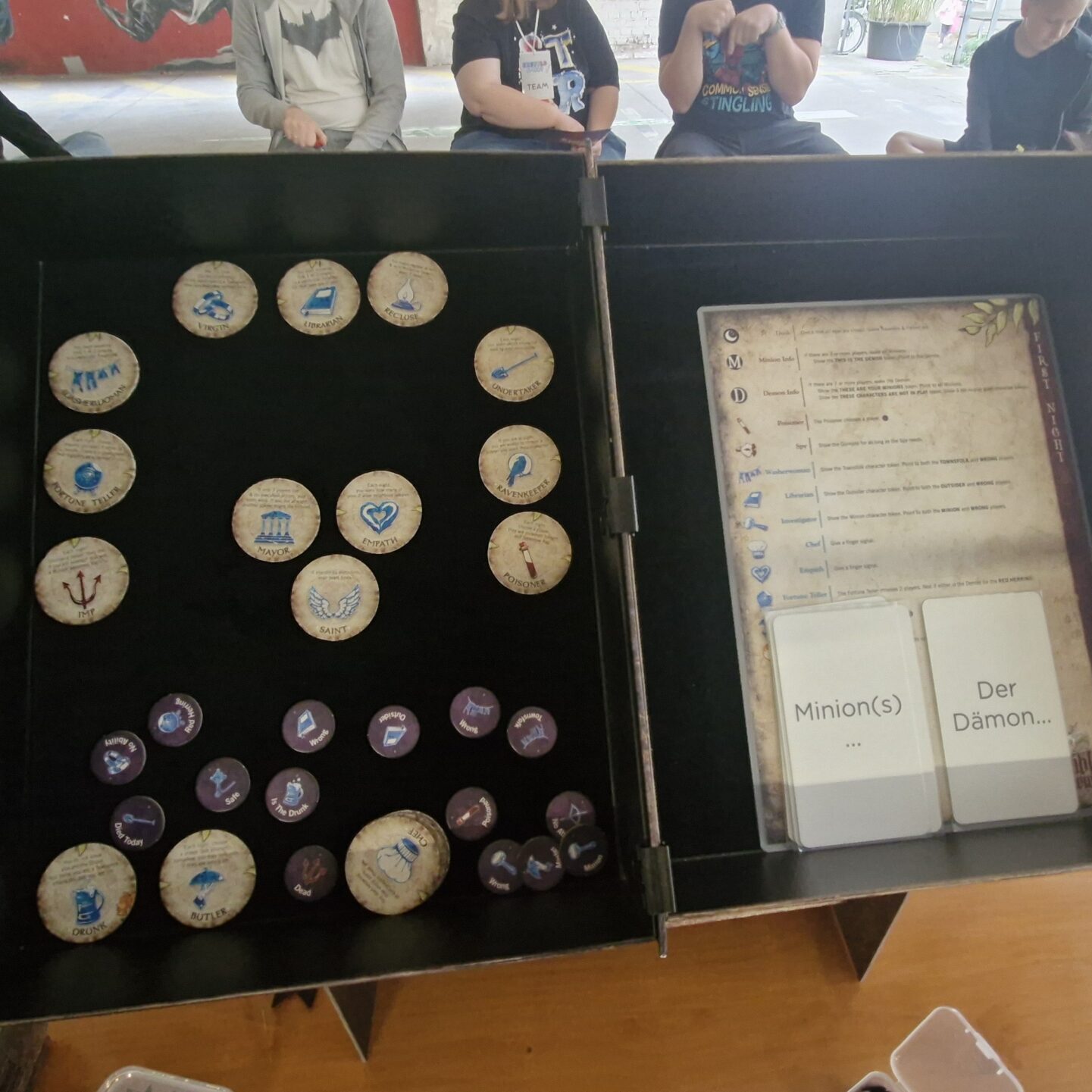 Krefeld Spielt! Besuch durch wESEL spielt e.V. Blood on the Clocktower