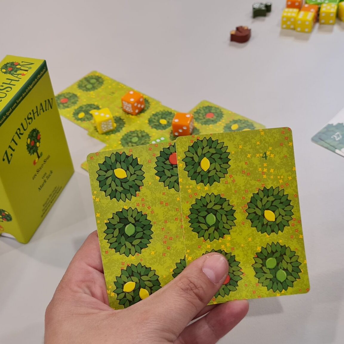 wESEL spielt auf der SPIEL ESSEN 2022 - Zitrushain