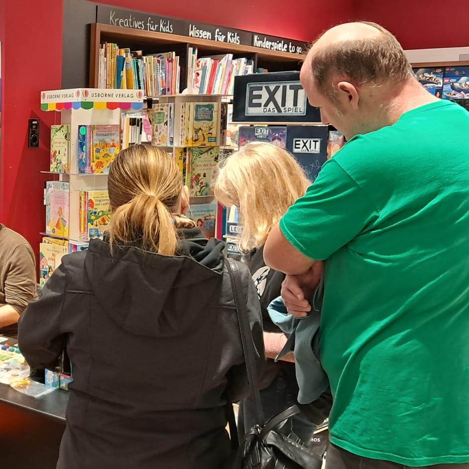 wESEL spielt beim Meet and Play in der Mayerschen