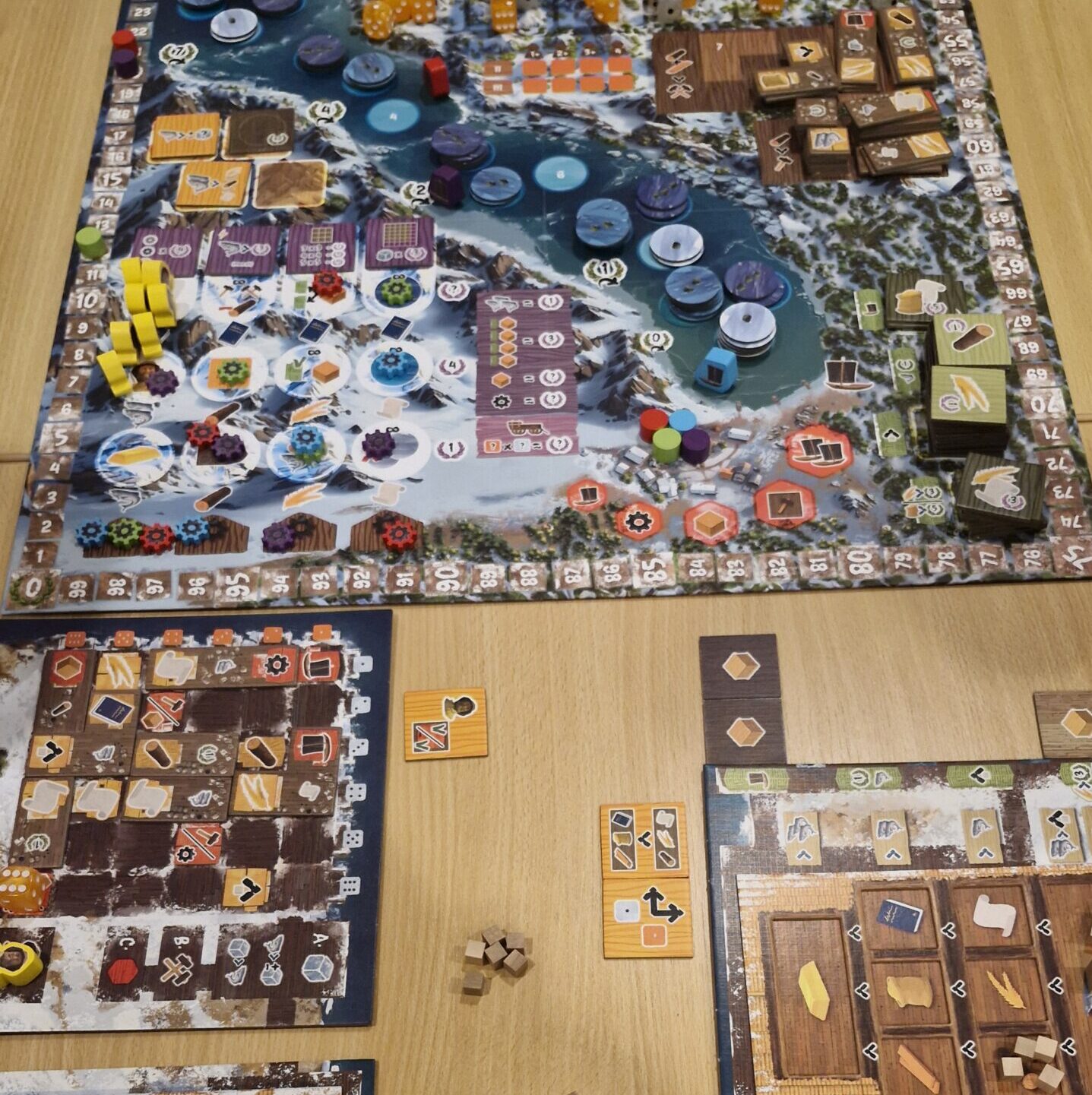 wESEL spielt e.V. Spieleabende 2025 - Juni- Farshore